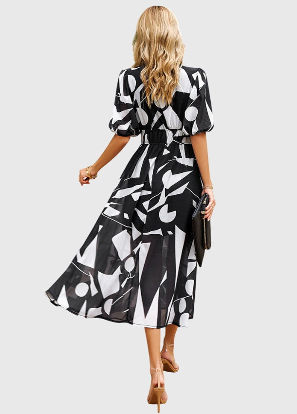 Lynn™ | Flattering Floral Midi Dress