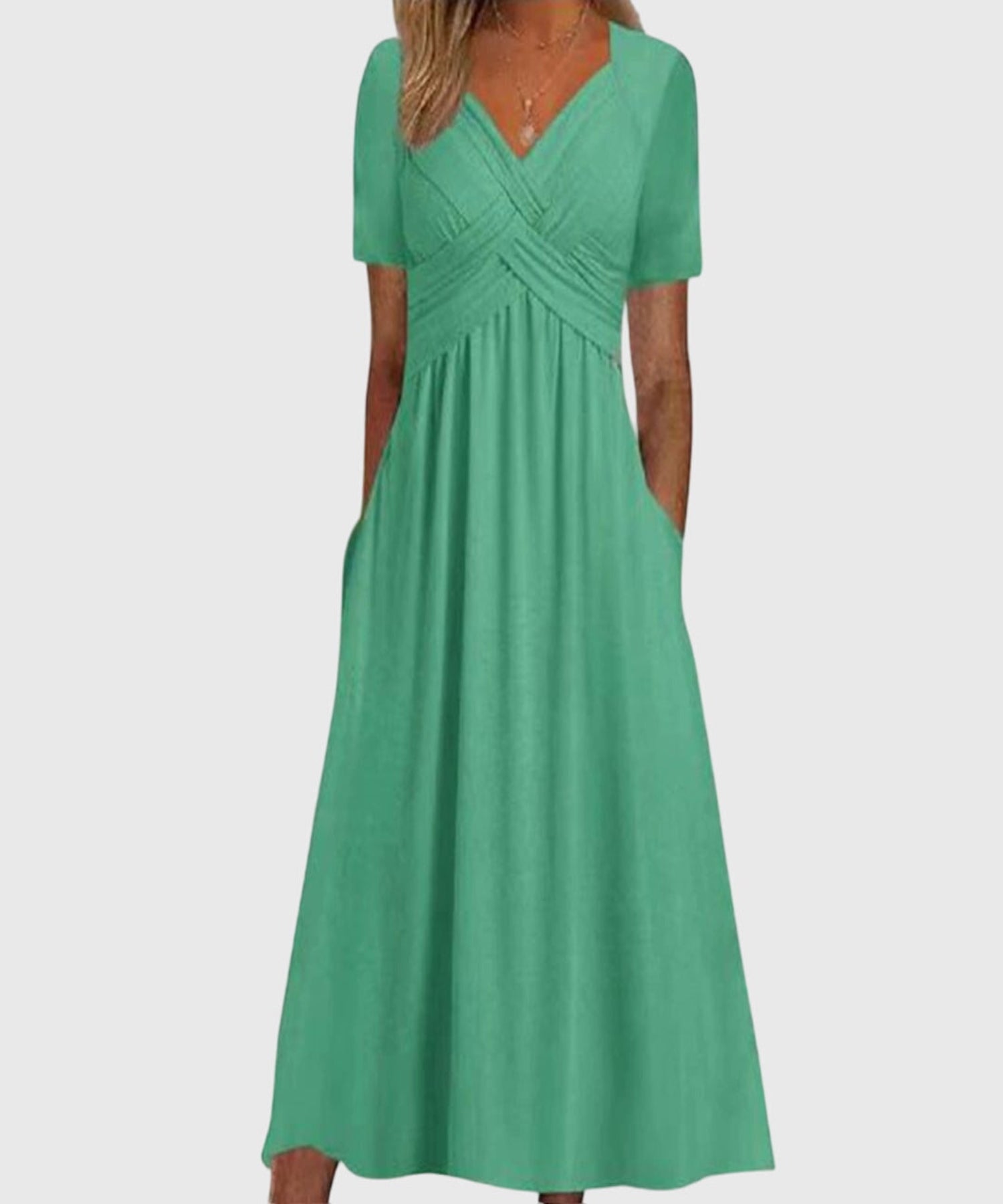 Emmy - Flattering Dress