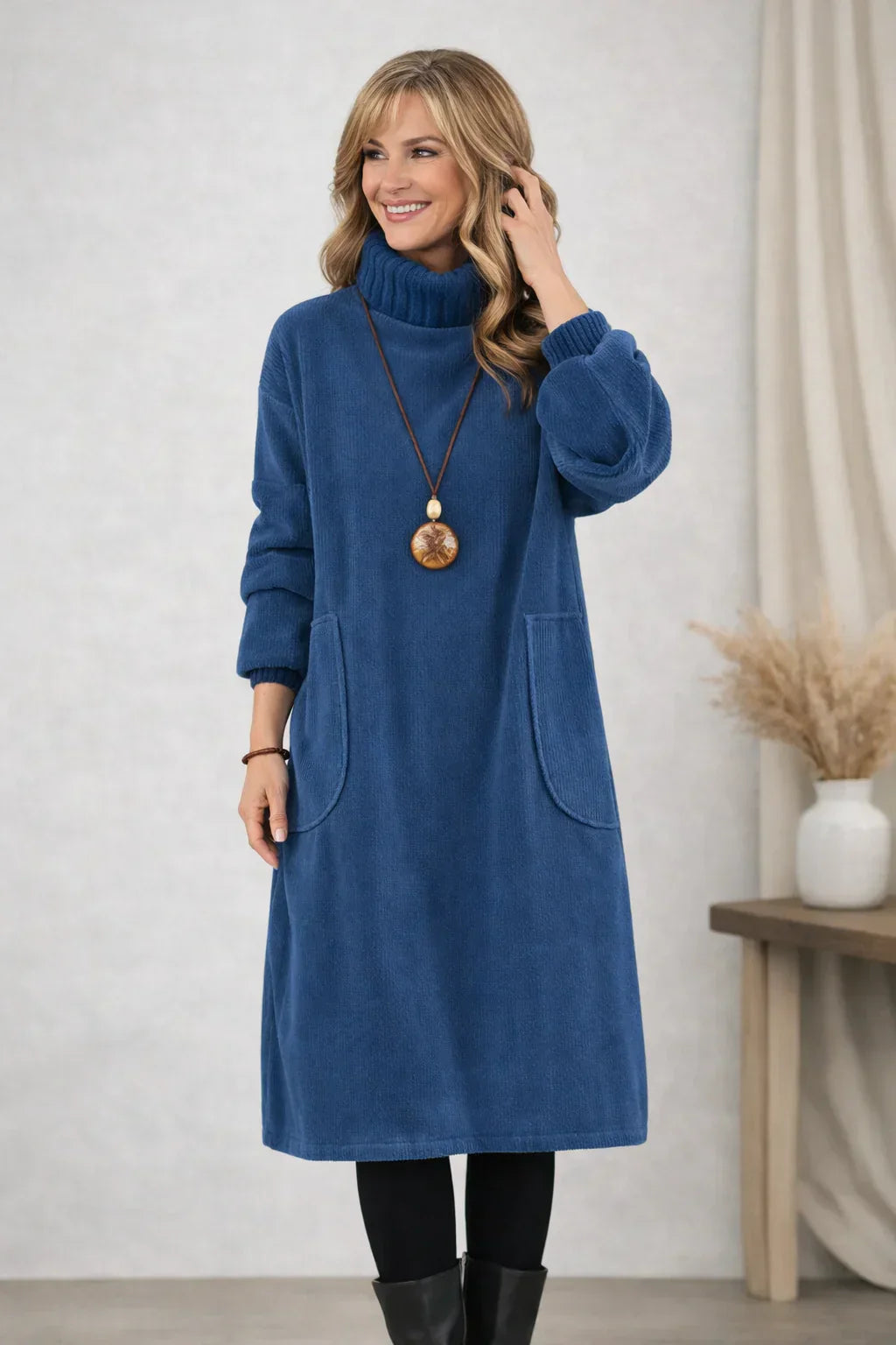 Elise – Turtleneck Midi Dress for Everyday Wear