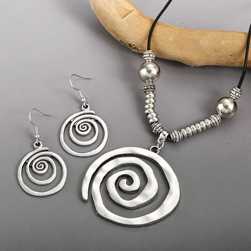 Spiraal Necklace and Earrings Set